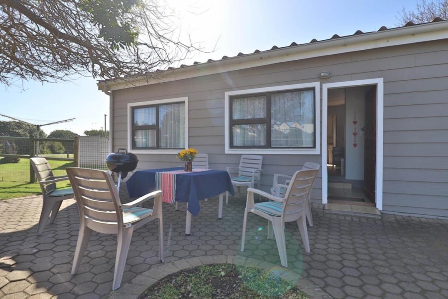 3 Bedroom Property for Sale in Hartenbos Central Western Cape